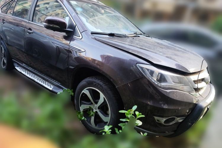 Used BYD S7 2016 2.0T Automatic Prestige Plus Front Right 45 Deg