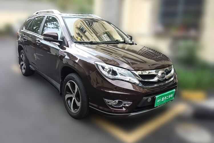 Used BYD S7 2016 2.0T Automatic Flagship Plus Front Right 45 Deg
