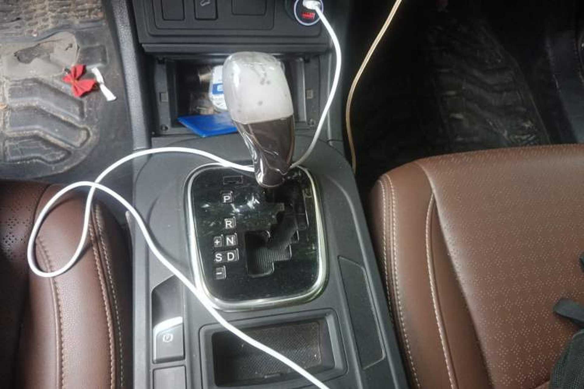 Used BYD S7 2016 2.0T Automatic Prestige Plus Gear Lever
