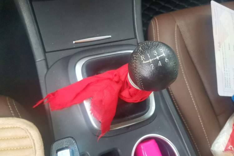 Used BYD S7 2016 1.5T Manual Luxury Edition Gear Lever