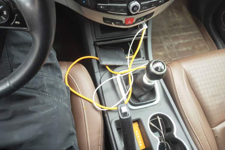 Used BYD S7 2016 1.5T Manual Luxury Edition Gear Lever