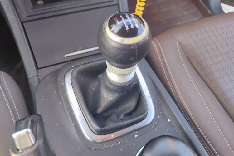 Used BYD S7 2016 1.5T Manual Luxury Edition Gear Lever