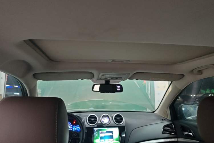 Used BYD S7 2016 1.5T Manual Luxury Edition Headliner