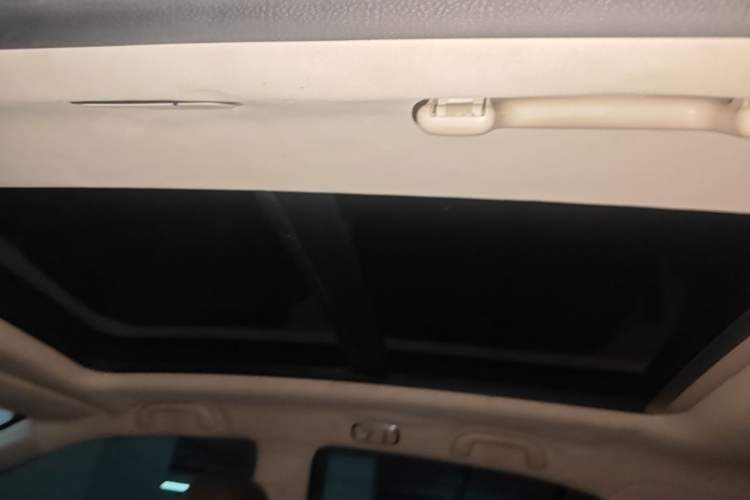 Used BYD S7 2016 2.0T Automatic Prestige Plus Headliner