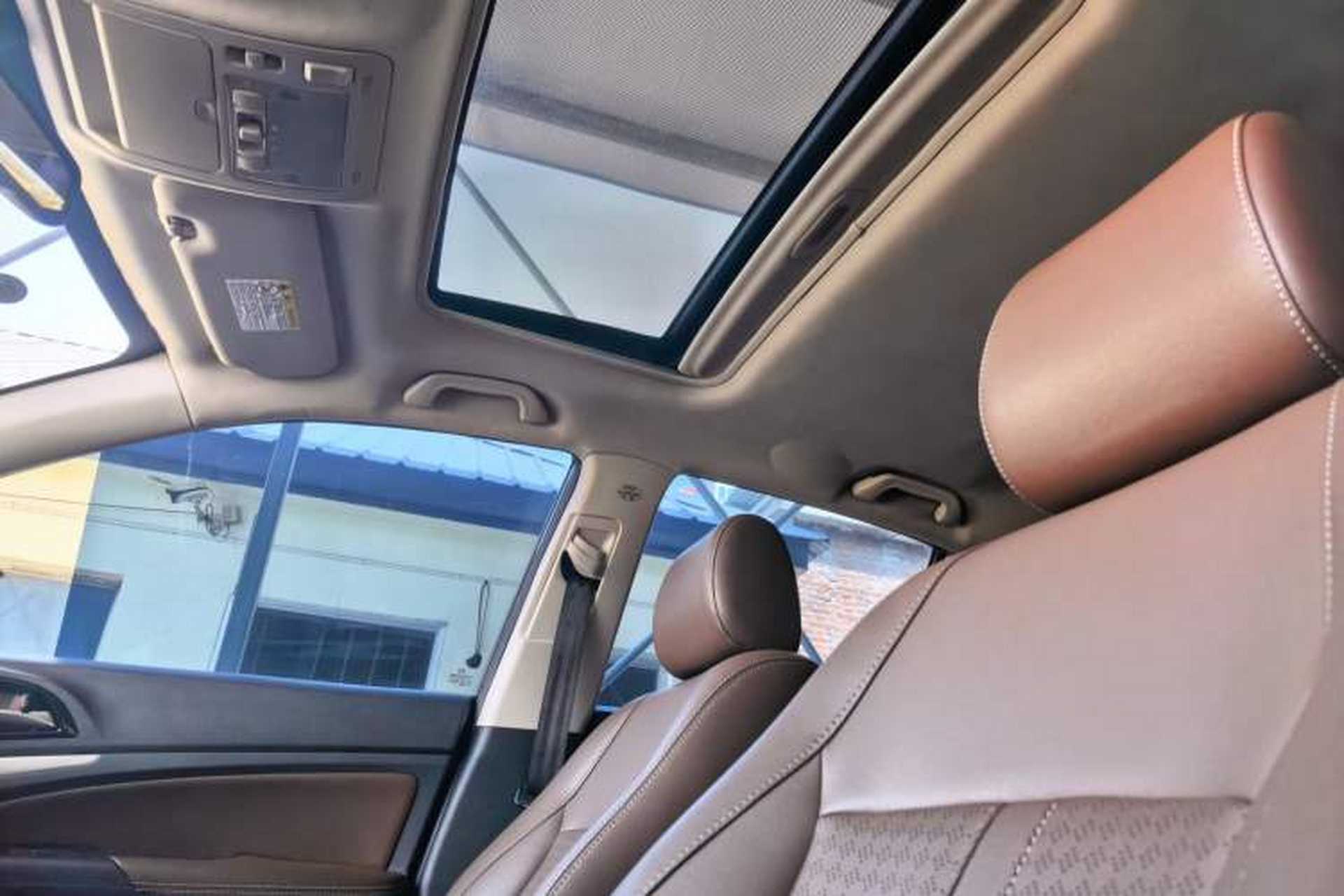 Used BYD S7 2016 2.0T Automatic Prestige Edition Headliner