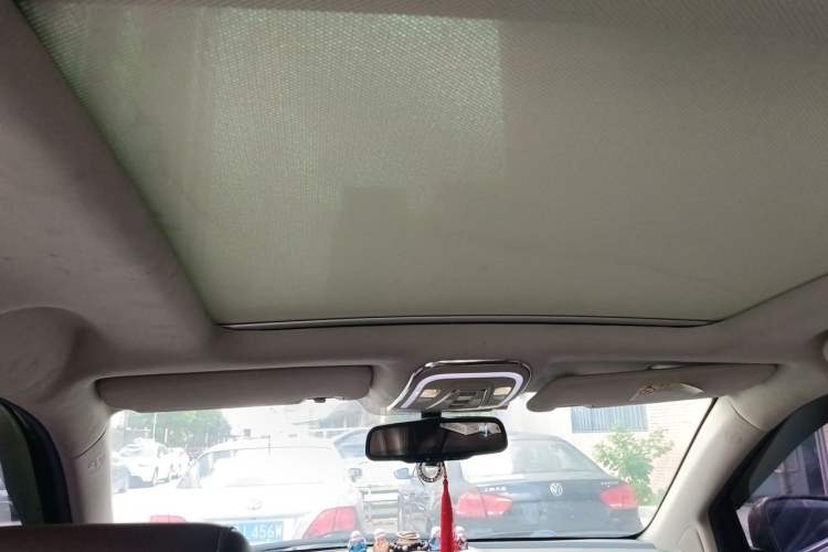 Used BYD S7 2016 2.0T Automatic Prestige Edition Headliner