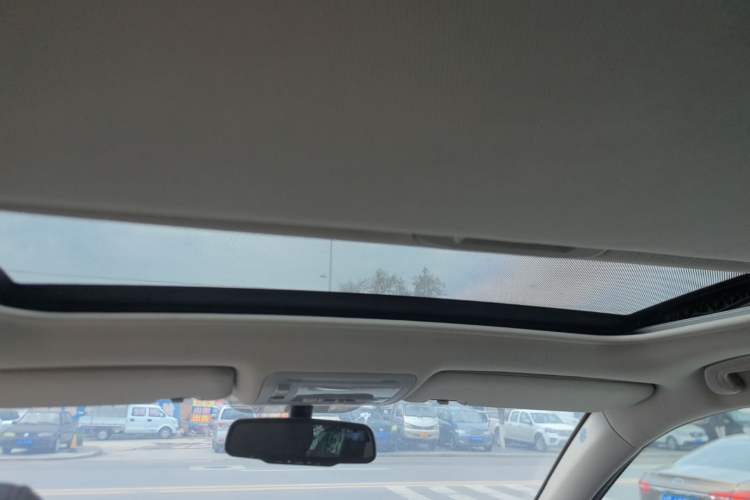 Used BYD S7 2016 1.5T Manual Luxury Edition Headliner