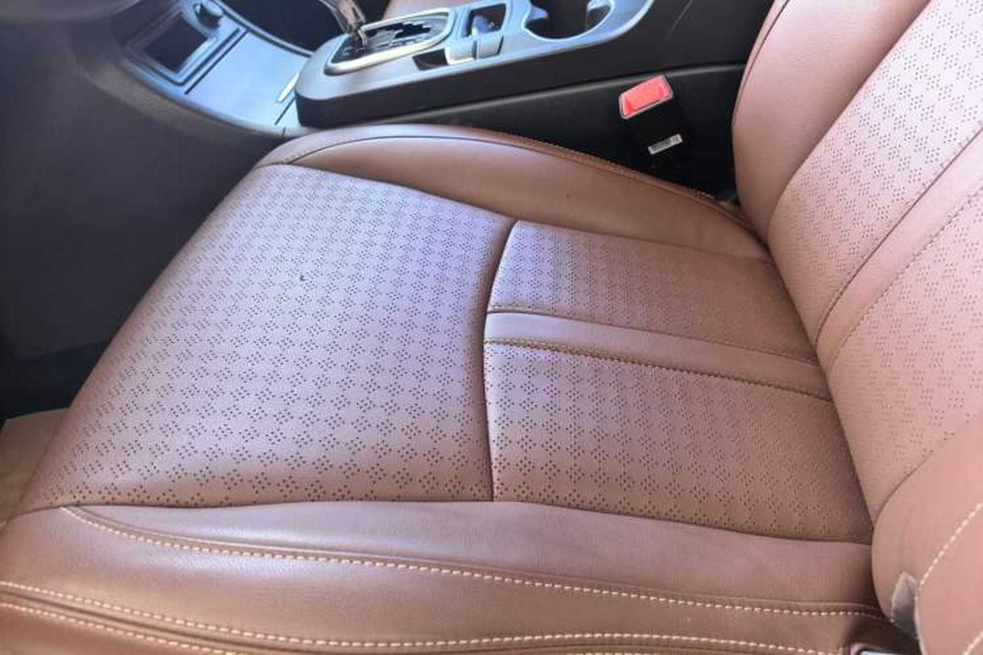 Used BYD S7 2016 2.0T Automatic Prestige Edition Interior 5
