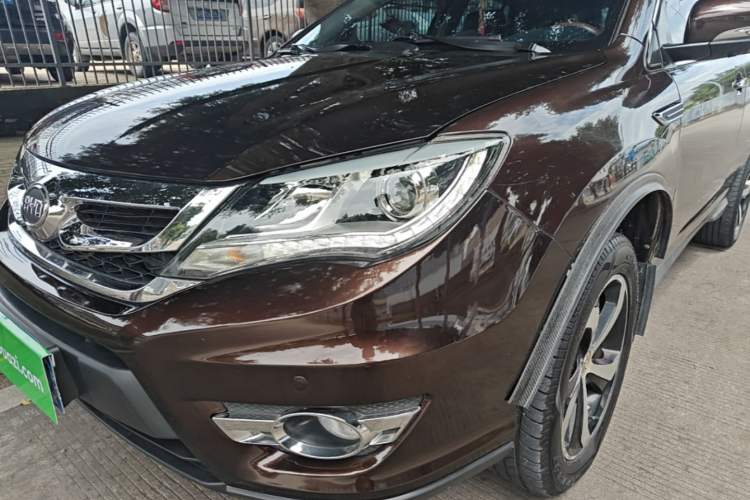 Used BYD S7 2016 2.0T Automatic Prestige Plus Left Front Headlight