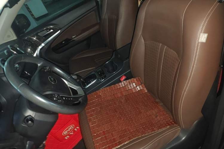 Used BYD S7 2016 2.0T Automatic Prestige Plus Left Front Seat