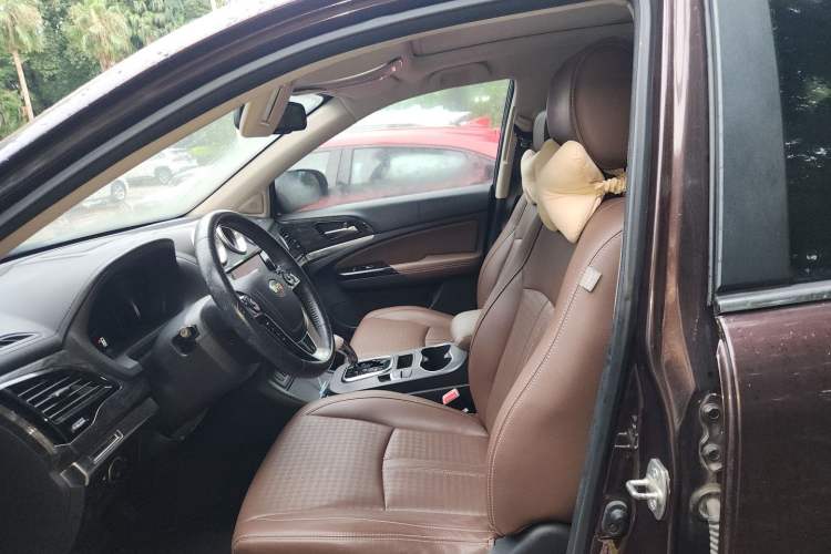 Used BYD S7 2016 2.0T Automatic Prestige Edition Left Front Seat