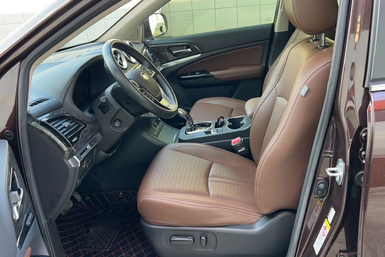 Used BYD S7 2016 2.0T Automatic Flagship Version Left Front Seat