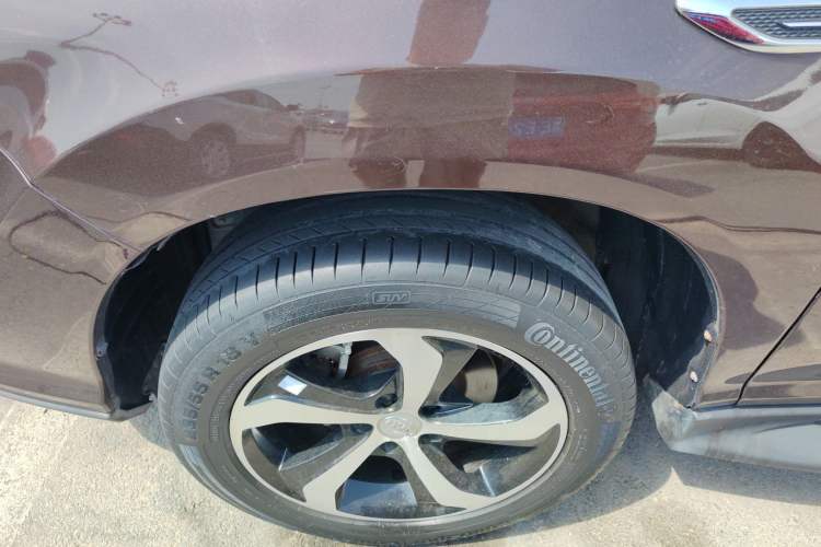 Used BYD S7 2016 2.0T Automatic Prestige Plus Left Front Wheel Hub