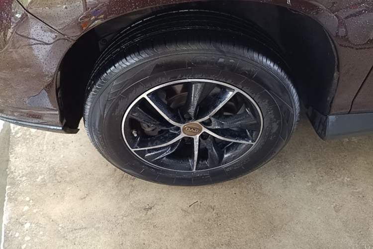 Used BYD S7 2016 1.5T Manual Luxury Edition Left Front Wheel Hub