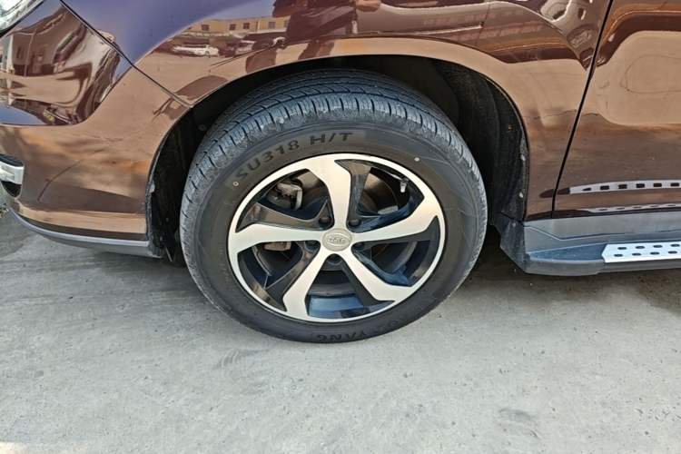 Used BYD S7 2016 2.0T Automatic Prestige Plus Left Front Wheel Hub