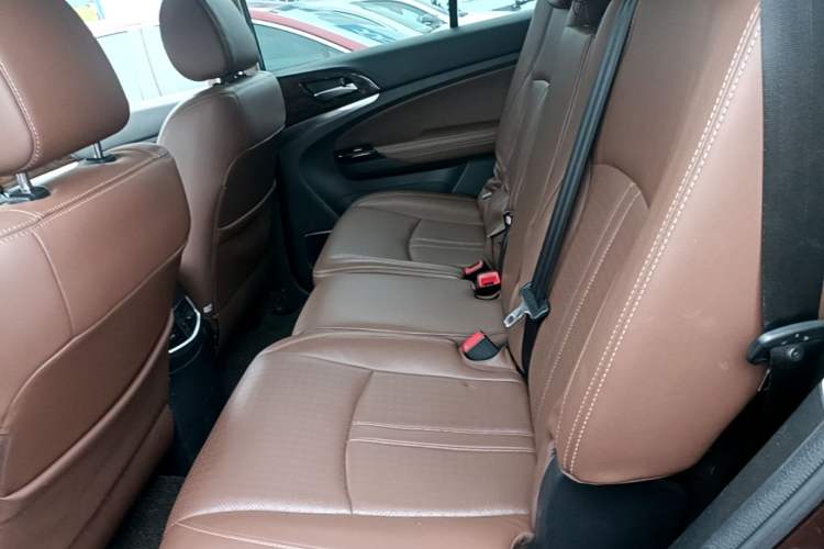 Used BYD S7 2016 2.0T Automatic Prestige Plus Left Rear Seat