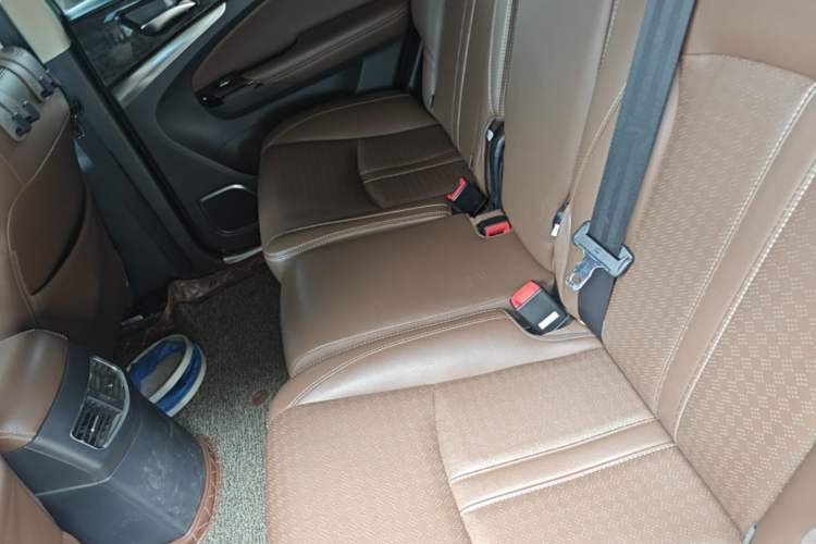 Used BYD S7 2016 2.0T Automatic Prestige Plus Left Rear Seat