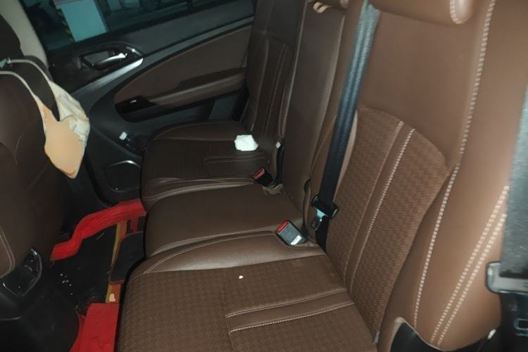 Used BYD S7 2016 2.0T Automatic Prestige Plus Left Rear Seat