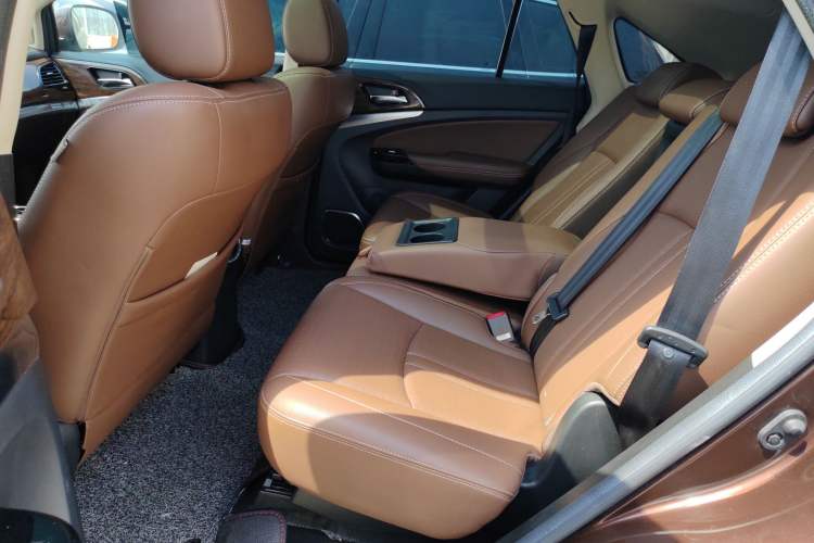 Used BYD S7 2016 2.0T Automatic Prestige Plus Left Rear Seat