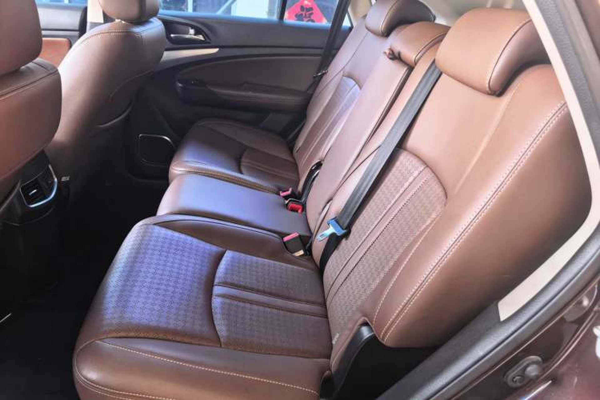Used BYD S7 2016 2.0T Automatic Prestige Edition Left Rear Seat