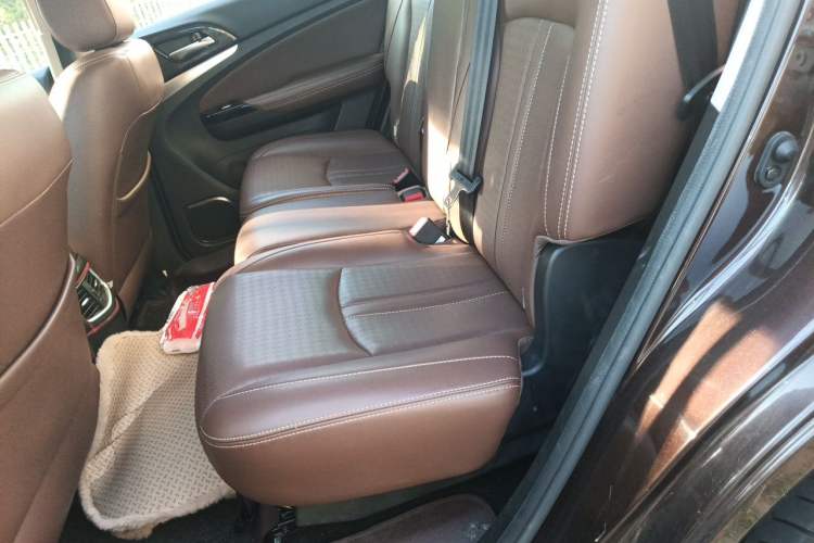 Used BYD S7 2016 2.0T Automatic Prestige Plus Left Rear Seat