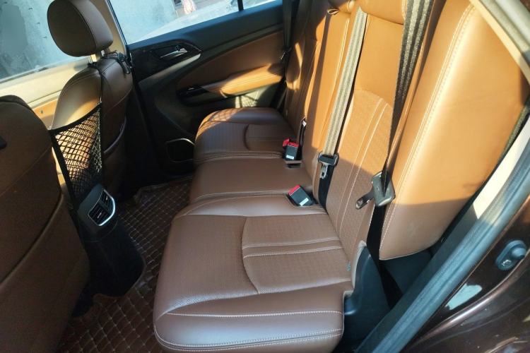 Used BYD S7 2016 2.0T Automatic Prestige Plus Left Rear Seat