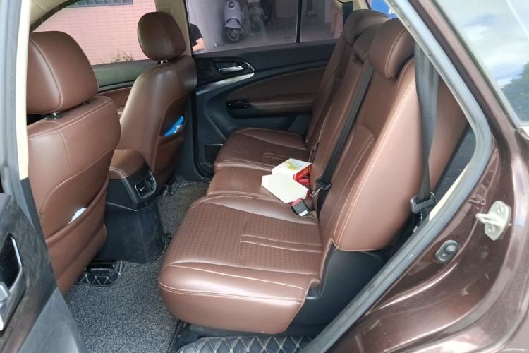 Used BYD S7 2016 2.0T Automatic Prestige Edition Left Rear Seat