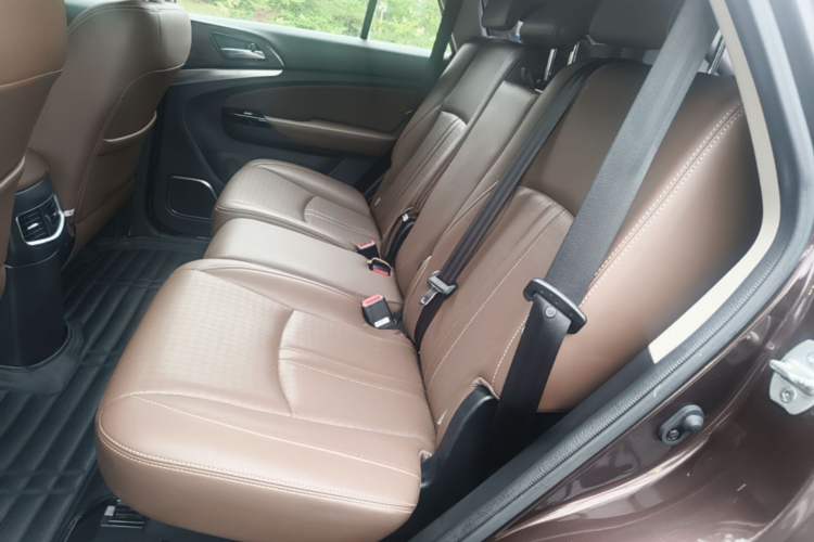 Used BYD S7 2016 2.0T Automatic Flagship Plus Left Rear Seat