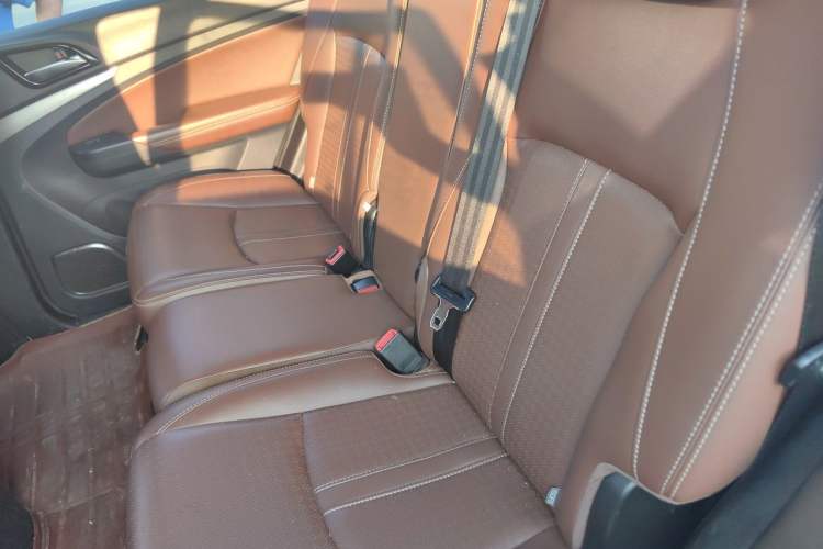 Used BYD S7 2016 1.5T Manual Luxury Edition Left Rear Seat