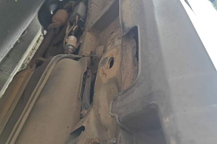 Used BYD S7 2016 2.0T Automatic Prestige Plus Left Side Sill