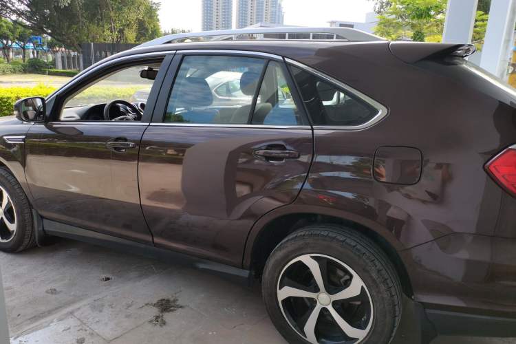 Used BYD S7 2016 2.0T Automatic Prestige Plus Left Side