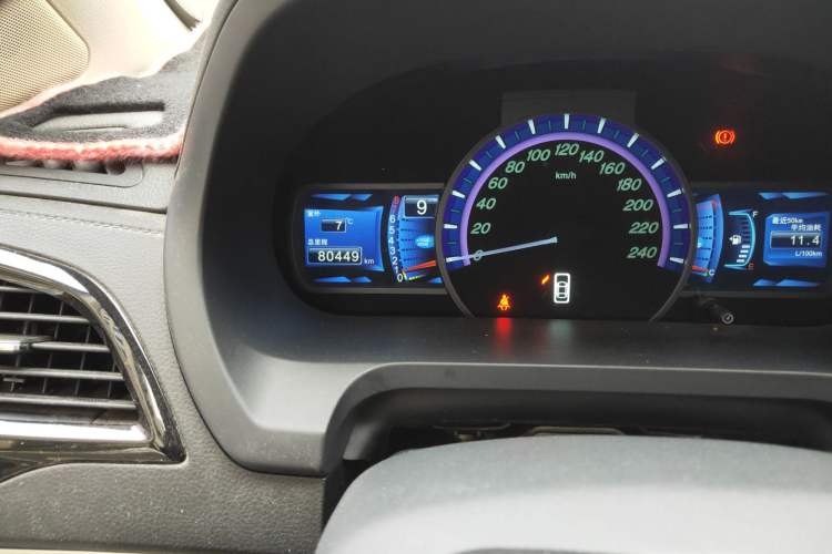 Used BYD S7 2016 1.5T Manual Luxury Edition Odometer Close Up