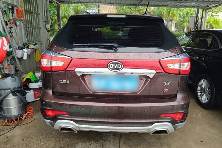 Used BYD S7 2016 1.5T Manual Luxury Edition Rear