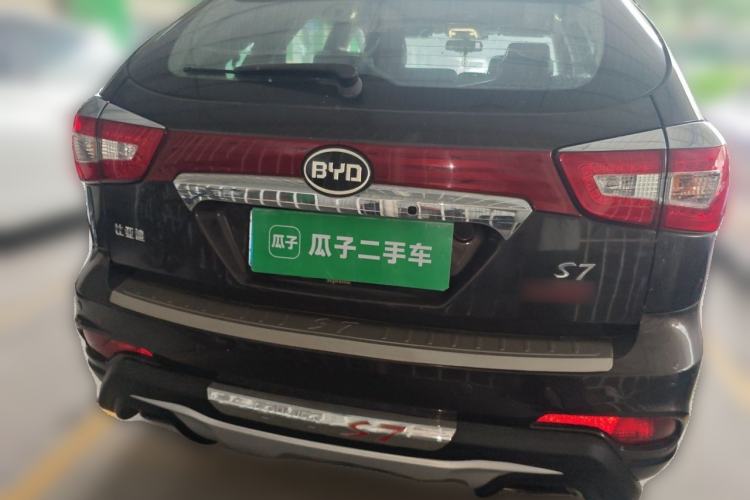 Used BYD S7 2016 2.0T Automatic Prestige Edition Rear