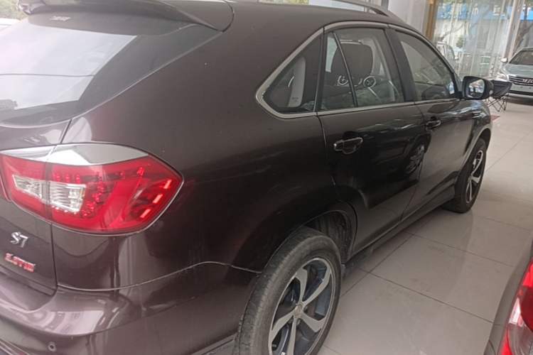 Used BYD S7 2016 2.0T Automatic Prestige Plus Rear Right 45 Deg