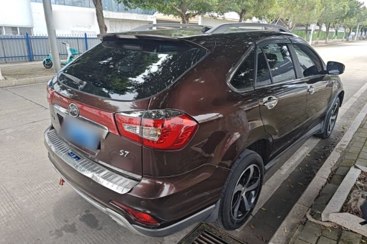 Used BYD S7 2016 2.0T Automatic Prestige Plus Rear Right 45 Deg