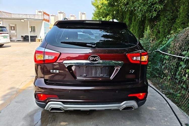Used BYD S7 2016 2.0T Automatic Prestige Plus Rear