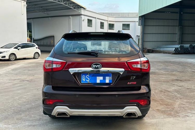 Used BYD S7 2016 2.0T Automatic Prestige Plus Rear