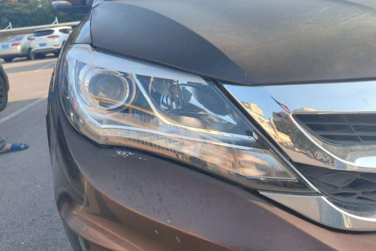 Used BYD S7 2016 1.5T Manual Luxury Edition Right Front Headlight