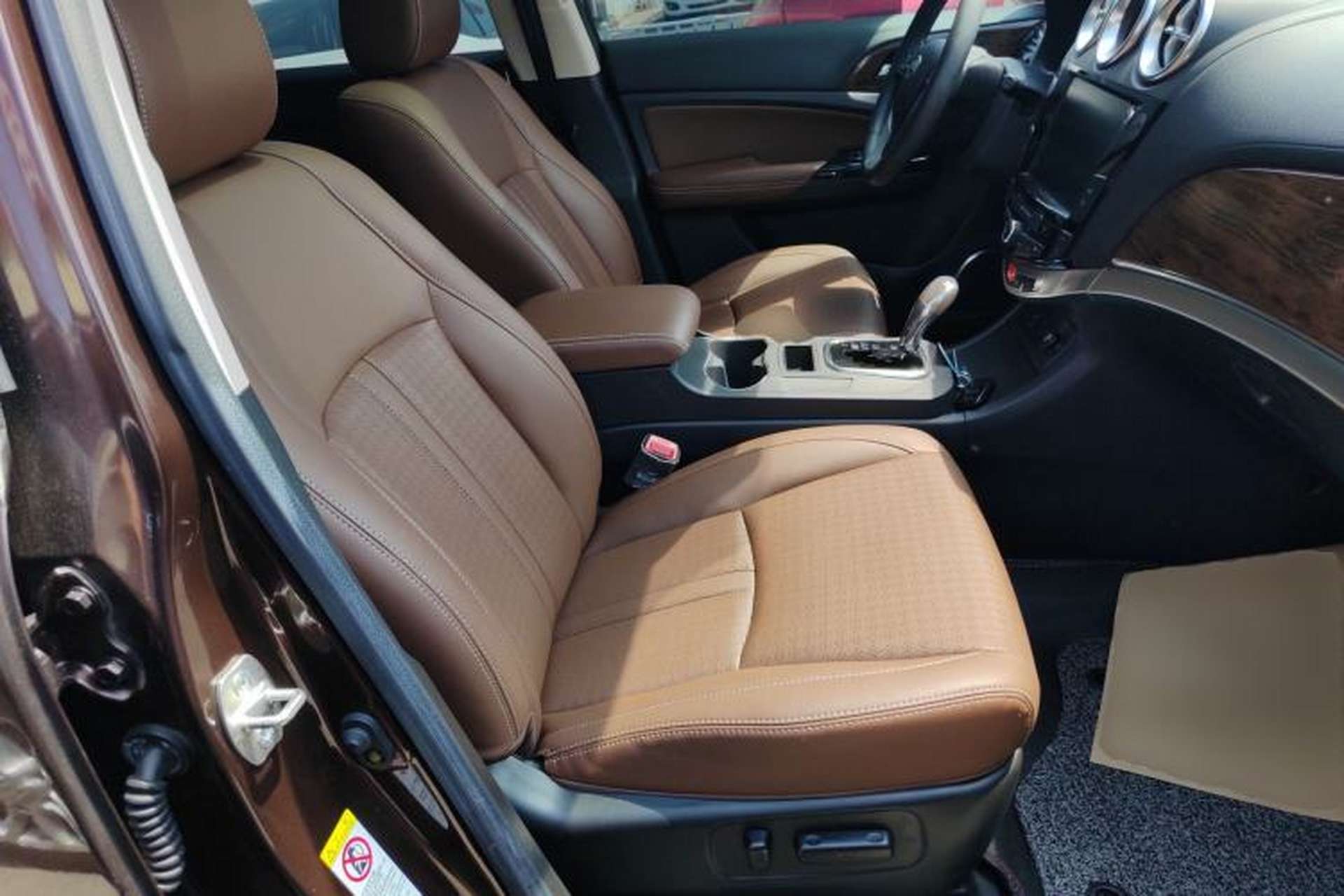Used BYD S7 2016 2.0T Automatic Prestige Plus Right Front Seat