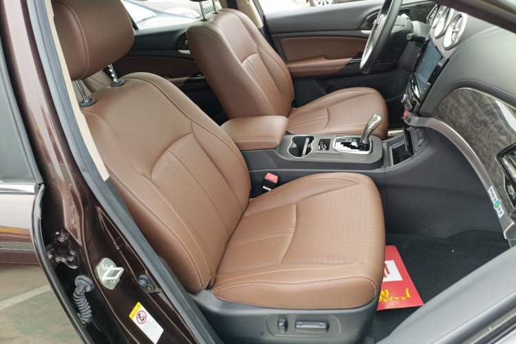 Used BYD S7 2016 2.0T Automatic Prestige Plus Right Front Seat