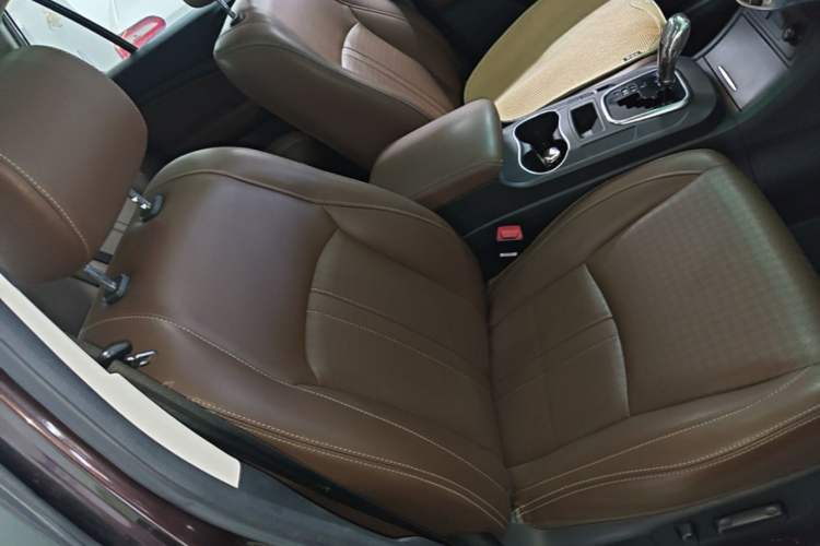 Used BYD S7 2016 2.0T Automatic Prestige Plus Right Front Seat