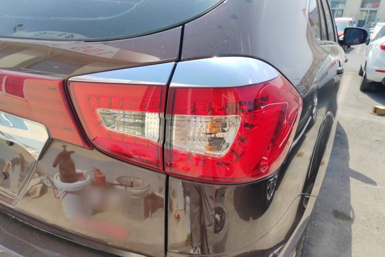 Used BYD S7 2016 2.0T Automatic Prestige Plus Right Rear Taillight