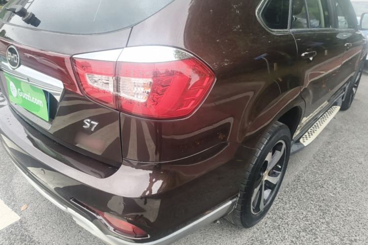 Used BYD S7 2016 2.0T Automatic Flagship Plus Right Rear Taillight