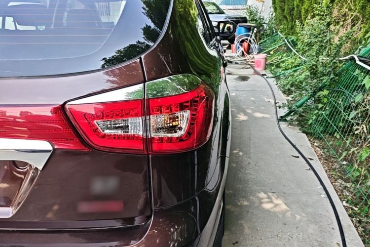 Used BYD S7 2016 2.0T Automatic Prestige Plus Right Rear Taillight