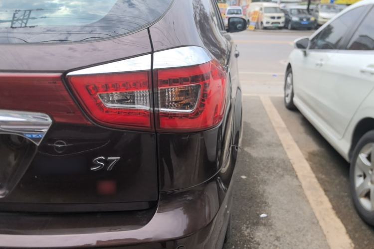 Used BYD S7 2016 1.5T Manual Luxury Edition Right Rear Taillight