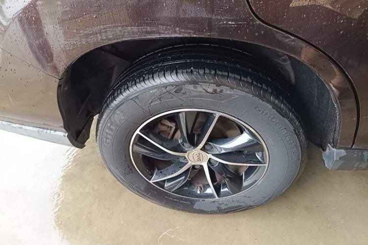 Used BYD S7 2016 1.5T Manual Luxury Edition Right Rear Wheel Hub