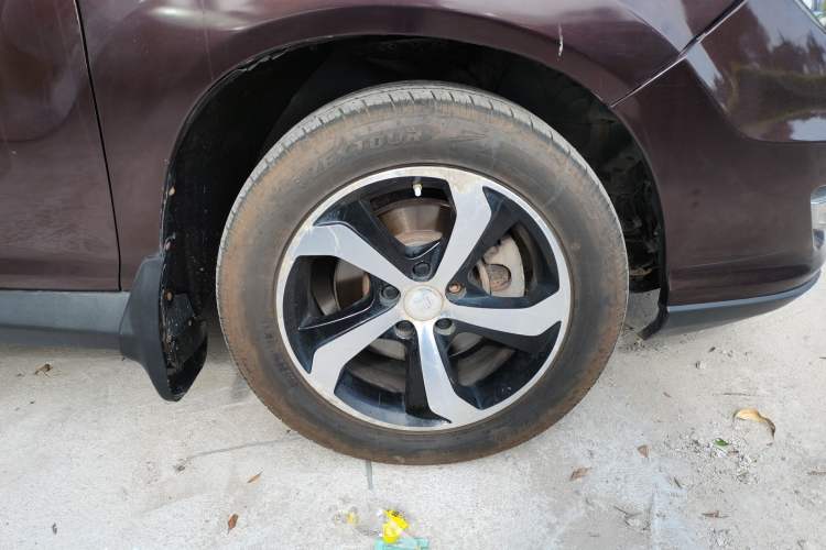 Used BYD S7 2016 2.0T Automatic Prestige Plus Right Rear Wheel Hub