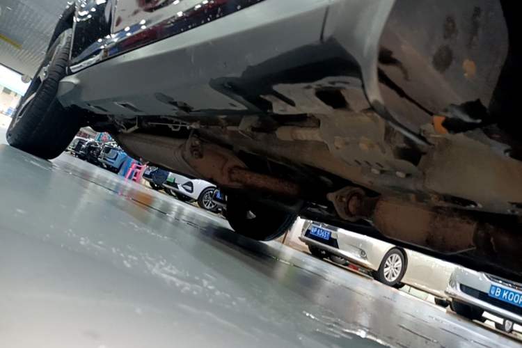 Used BYD S7 2016 2.0T Automatic Prestige Edition Right Side Sill