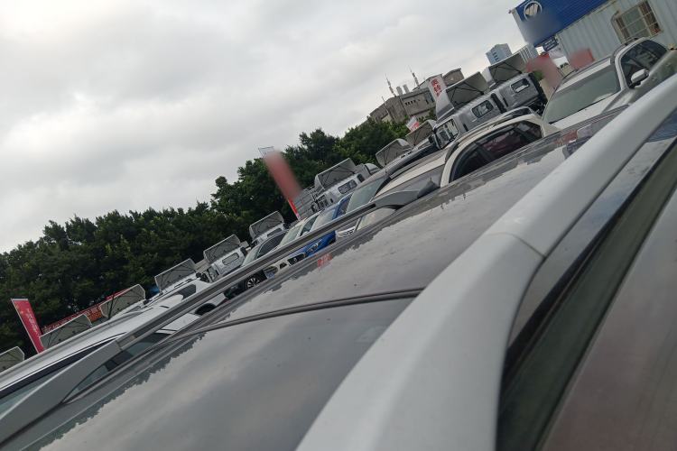 Used BYD S7 2016 2.0T Automatic Prestige Edition Roof